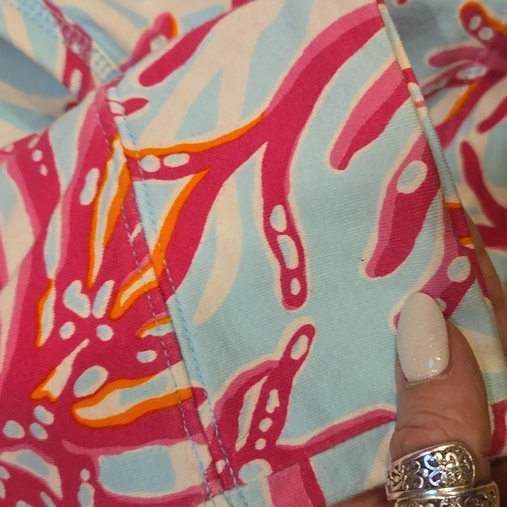Lilly Pulitzer Ocean Blue/Pink Coral Design Print Half-Zip Popover Sweatshirt - Picture 6 of 11